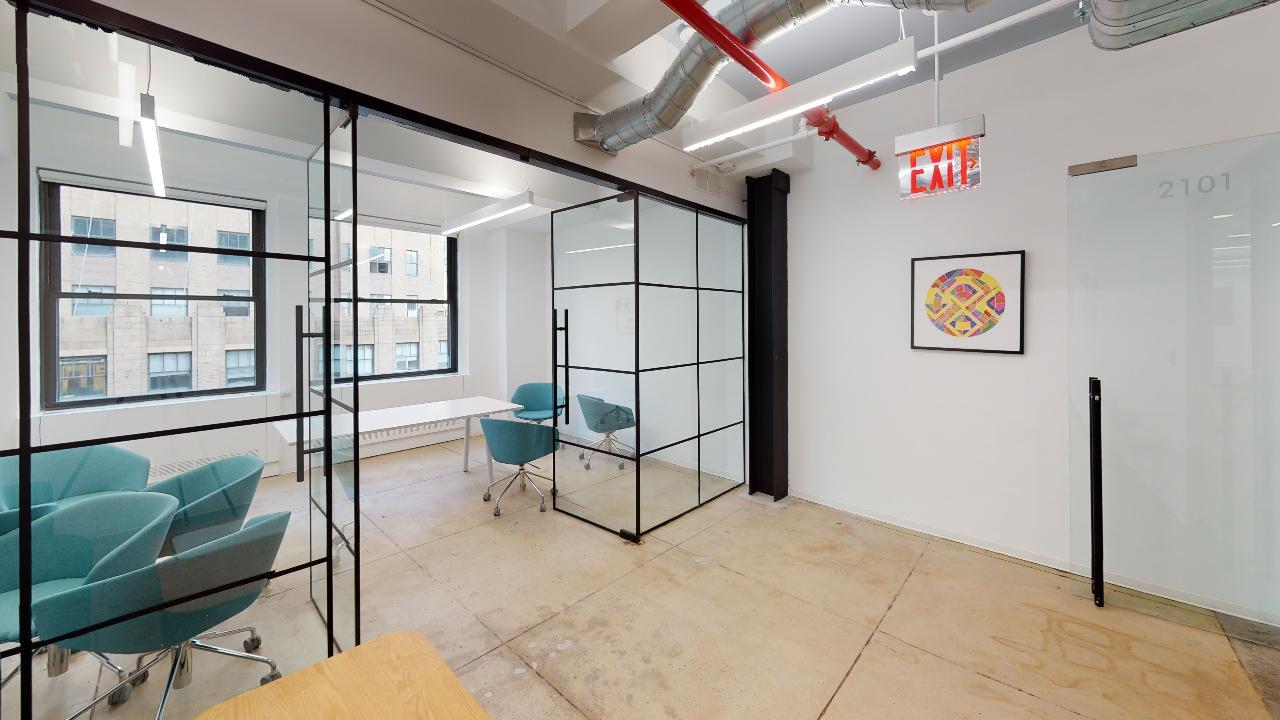 370 Lexington Avenue Office Space - Glass Office