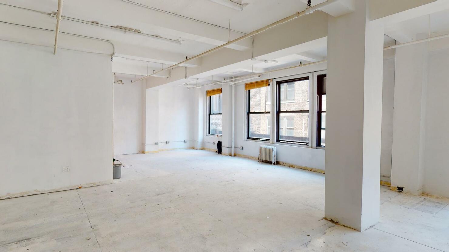 255 West 36th Street Office Space - White walls