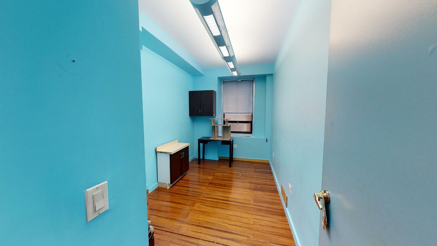369 Lexington Avenue Office Space - Office Room with Blue Walls