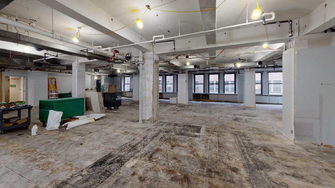 48 West 39th Street, NYC: 6,100 sqft office space with panoramic windows on the 15th floor.
