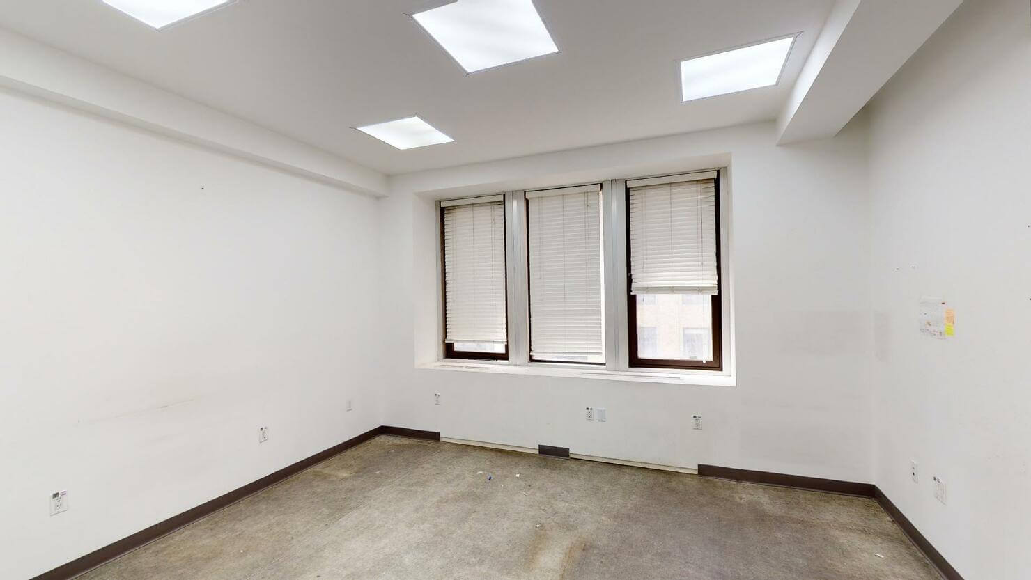 369 Lexington Avenue Office Space - Treatment Room